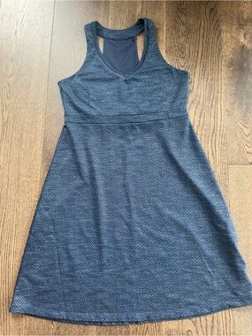 Mondetta Navy Chevron Racerback Midi Dress
